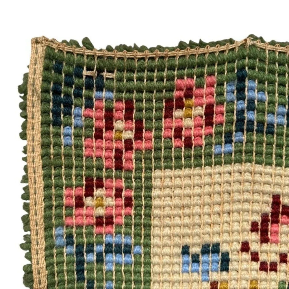 Vintage Floral Latch Hook Wool Rug Wall Hanging Rectangular 22